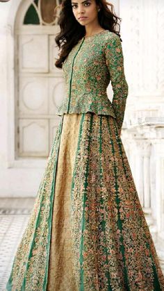 Ghagra Blouse, Ritu Kumar, Long Dress Design, Choli Designs, Indian Gowns Dresses, Unique Blouse Designs