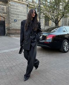 Style Inspiration Outfit Ideas, Outfit Ideas Trendy, Fashion Style Tips, Casual Spring Outfit, Fashion Gone Rouge, Fashion Trend Forecast, Formal Fashion, All Black Fashion, Style Formal