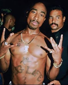 Tupac Aesthetic, 90s Tupac, 2pac Pictures, Tupac Tattoo, Rappers Aesthetic