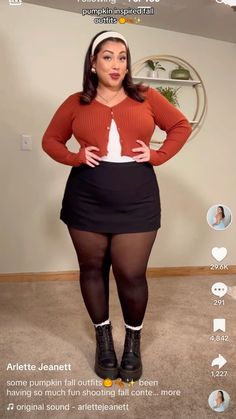 Midsize Mini Skirt, Dr Martens Fashion, Fall Outfit Inspired, Curvy Casual Outfits, Pumpkin Outfit, Plus Size Fall Outfit, Plus Size Fall Fashion, Miniskirt Outfits, Pumpkin Theme