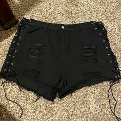 Black High Rise Distressed Shorts With Lace Ups Sides For Extra Flare And To Adjust Size If Needed. Ordered From Shein Never Worn. Size 2xl. 100% Cotton Mini Shorts Outfit, Thrift Ideas, Gothic Shorts, Grunge Shorts, Divine Providence, Shein Shorts, Shorts With Lace, Closet Tour, Clothing Wishlist