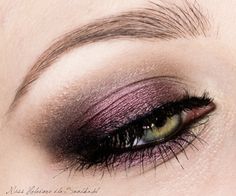 Makeup Green Eyes, Metallic Smokey Eye, Plum Makeup, Smokey Eye Makeup Look, Purple Makeup, Smokey Eyes, Make Up Looks, Kiss Makeup