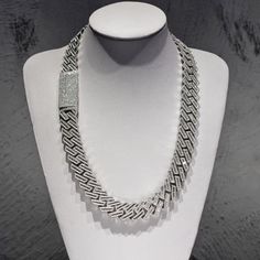 VVS1 Moissanite Studded White Gold Plated Fully Iced Cuban Link Chain Necklace Hip Hop Chains, Pearl And Diamond Necklace, Link Chain Necklace, Silver 925 Necklace, Hip Hop Jewelry