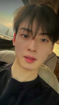 Cute Cha Eun Woo, Eun Woo Boyfriend Material, Cha Eun Woo Boyfriend Material, Lee Eun Woo, Eun Woo Wallpaper, Cha Eun Woo Wallpaper, Leonardo Dicaprio Hair, Woo Wallpaper, Different Person