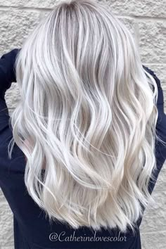 Platinový Blond, Ash Blonde Hair Colour, Colour Hair, Colour Trends, Ash Blonde Hair, Icy Blonde, Blonde Hair Shades