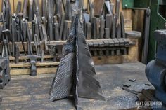 Blacksmithing - Christmas Tree Project Christmas Welding Projects, Christmas Metal Art, Lil Rob, Christmas Tree Project, Tree Project, Black Smithing, Welding Crafts, Power Hammer, Roof Flashing