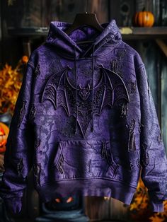 Bat Hoodie, Hoodie Photo, Clothing Aesthetics, Bat Print, Bat Halloween, Halloween Men, Halloween Bats, Pullover Designs