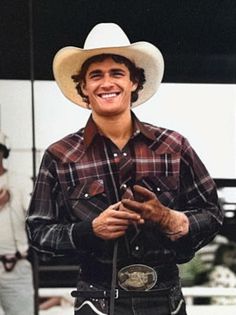 Good Looking Cowboys, Western Pfp Aesthetic, Cowboy Guy Aesthetic, Country Guys Hairstyles, Hot Farmers Cowboys, Rich Cowboy Aesthetic, Blonde Cowboy Men, Conner Halverson