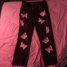 New Condition, Unworn No Tags Butterfly Jeans, Black Butterfly, Jeans Color, Colored Jeans, Wide Leg Jeans, Flare Jeans, Leg Jeans, Wide Leg, Women Jeans