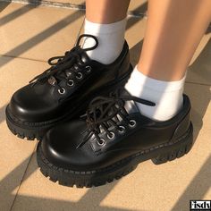 Fisdy - Elegantes Mocasines de Plataforma con Suela Gruesa - Calzado Plano Mujer Girls Uniform Shoes, Comfortable Leather Shoes, Women Oxfords, Black Work Shoes, Vintage Shoes Women, School Uniform Shoes, Stile Hijab, Zapatos Mary Jane, Dr Shoes