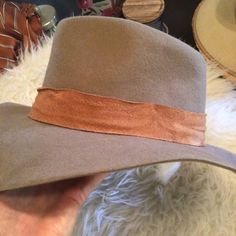 Wyeth by Todd Magill | Accessories | Rare Left 5 Fav Wyeth Dylan Hat | Poshmark Wyeth Hat, Straw Boater, Packable Hat, Top Pic, Rancher Hat, Straw Cowboy Hat, Boater Hat, Paper Hat, Purple Pearl