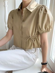 Áo Blu, Cotton Tops Designs, Stylish Tops For Women, Fashion Top Outfits, Fashion Tops Blouse, Trendy Fashion Tops, Pretty Blouses, Stylish Dress Book