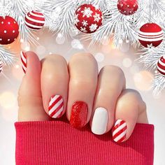 Short Xmas Nails Snowman, Christmas Nail Manicure, Christmas Theme Gel Nails, Christmas Nails Easy Kids, Christmas Nails Kids Easy, Christmas Gel Nails Short Square, Christmas Kids Nails, Christmas Nail Ideas For Kids, Christmas Nails For Kids Easy