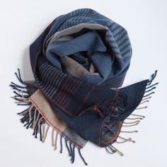 「冬のソナタ」ストール Head Accessories, Check Pattern, Winter Scarf, Scarfs, Love Art, Men's Style, Weaving, Design Ideas, Textiles