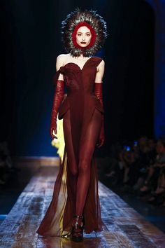 Maria Carla Boscono, John Paul Gaultier, Maria Carla, Jean Paul Gaultier Couture, Gaultier Couture, Couture 2015, Runway Gowns, Paris Haute Couture, Fashion Show Images