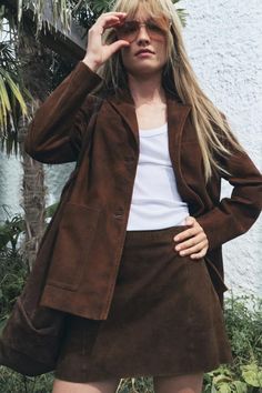 100% SUEDE LEATHER BLAZER ZW COLLECTION - Brown | ZARA United States Brown Suede Blazer, Short Cardigan Sweater, Staple Dress, Trench Coat Dress, Suede Blazer, Waistcoat Dress, Jeans Cargo, Cardigan Sweater Jacket