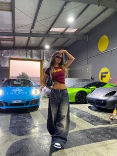 Street Vibes Outfit, Tokyo Drift Inspired Outfits, Picture Poses Street Style, Womens Y2k Fashion, Car Meet Outfits For Women, Streat Wear Girl Aesthetic, Trendy Outfit 2024 Summer, 90z Outfits, Modern Y2k Outfits Street Styles