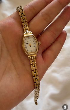 Vintage Watches Women Classy, Office Inspo, Pretty Jewelry