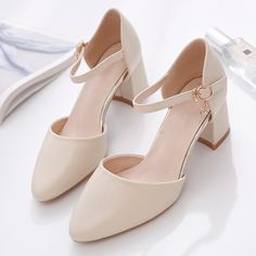 Types Of Heels For Women, Heels Design Ideas, Beige Shoes Women, Ankle Shoes For Women, Beige Heels Outfit Dress, Simple Heels Classy, Cute Low Heels, Office Heels Classy, Classy Shoes Women