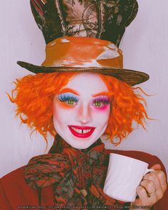 @sn0ok wearing Elegant Lashes G201 Spiky Drag Glow + W544 Spiked Orange Wild Color lashes _Mad Hatter makeup Mad Hatter Wig, Mad Hatter Makeup, Princes Disney, The Mad Hatter, Wonderland Costumes, Amazing Halloween Makeup, Disney Makeup, Halloween Makeup Inspiration