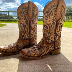 Reposhing This Item I Purchased From @Bonescloset. Loved It, But Ready To Rotate For Something New. Questions? Leave A Comment Below! Western Glitter Boots With Round Toe, Cowboy Boots Women, Shoes Heels Boots, Leave A Comment, Something New, Cowboy Boots, Shoes Women Heels, Heeled Boots, Cowboy