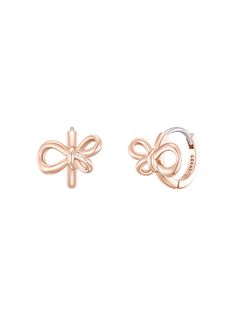 Feminine and elegant accessories designed by J.Estina will embellish your outfit for every occasion - The three-dimensional ribbon shape earrings.- Easy, one-touch style- Nickel-free plating to prevent allergies and discoloration, free from nickel components that may cause irritation. Ribbon Jewellery, Ribbon Earrings, Ribbon Jewelry, Jewelry Design Drawing, Flat Back Earrings, Design Drawing, Elegant Accessories, Accessories Jewelry Earrings, Fine Jewellery