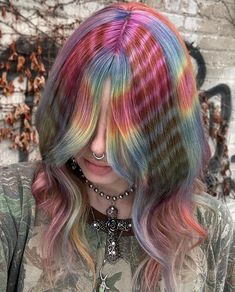 Coloured Streaks In Hair, Oil Spill Hair, Hairstyles Dyed, Hair Consultation, Color Streaks, Hair Inspiration Short, Hair Idea, Hair 2024