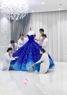 Royal blue to ocean blue ombre off the shoulder embroidered Quinceanera gown Off Shoulder Ball Gown, Quinceanera Dresses Blue, Blue Ball Gowns, Blue Wedding Dresses, Gowns Prom, Ball Gowns Evening, Pretty Prom Dresses