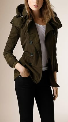 Trench Coats Women, Coat Outfits, Casual Work Outfits, Girls Fashion Clothes, Casual Style Outfits, Work Casual, Teen Fashion Outfits, Jacket Outfits, Stylish Dresses