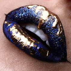 Eye Makeup Glitter, Make Up Designs, Lip Art Makeup, Nice Lips, Batons Matte, Lipstick Art, Lip Designs