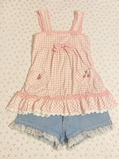 Cute Summer Outfits Kawaii, Cutesy Summer Outfits, Cute Outfit With Shorts, Girly Kei Fashion, Kawaii Outfits Summer, Cutecore Summer Outfits, Pretty Outfits Spring, Summer Kawaii Outfits, Cute Core Outfit Kawaii