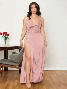 Plus Satin Dress, Plus Size Split Dress, Prom 2023 Plus Size, Prom Dress For Plus Size Women, Dress For Plus Size Women Party, Prom Dress With Sleeves Plus Size, Curvy Ball Gowns, Brown Plus Size Dress, Pink Dress Outfit Party Long