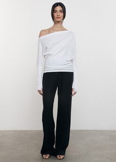 cashmere cuffed off shoulder l/s - white Black N White Outfits, Chic Minimalist Style Classy, Comfy Winter Fits, Chic Minimalist Style, 2024 Moodboard, Sheer Long Sleeve Top, Fall 24, Sweater Layering, Elevated Basics