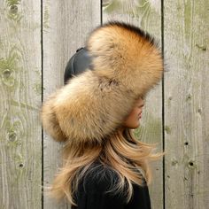 Winter Hats With Faux Fur Trim And Ear Flaps, Winter Hats With Faux Fur Lining, Winter Drip, Winter Headwear, Fur Trapper Hat, Aviator Hat, Trapper Hat, Trapper Hats, Fancy Hats