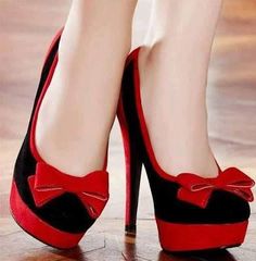 Black and red high heels with ribbon. Classy Heels, Hak Tinggi, Prom Heels, Shoes Teen, Red High Heels, Boots High, Wedding Heels, Fabulous Shoes, Hot Shoes