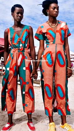 Yevu Clothing : Ghana. Founded by Australian Anna Robertson. Quirky Prints Fashion, Ghana Print Styles, Yevu Clothing, Ghana Clothing, Fall Fashion Illustration, Halloween Costumes Fashion, Modern African Fashion, African Apparel, Ghana Clothes