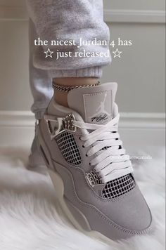 Jordans 4 For Women, Frozen Moments Jordan 4 Outfit Ideas, Jordan 4 Retro Frozen Moments, Frozen Moments Jordan 4 Outfit, Jordan 4 Frozen Moments Outfit, How To Style Jordan 4, Jordan 4 Frozen Moments, Air Jordan 4 Outfit Women, Jordans For Women