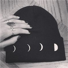 Cute Beanies, Lunar Phase, Soft Grunge, Bad Hair Day, Grunge Fashion, Grunge Outfits, Beanie Hat, Beanie Hats