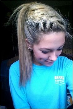 Cute Everyday Hairstyles: French Braid with High Ponytail for Girls Cute Everyday Hairstyles, Coconut Products, Diy Coconut, French Braid Hairstyles, Popular Haircuts, Braids For Long Hair, Everyday Hairstyles, French Braid, Hairstyles For School