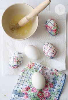 an image of eggs being made with paper napkins