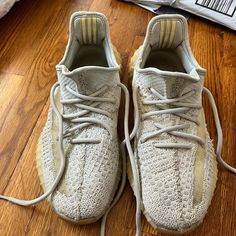 Adidas Yeezy Boost 350 V2 Light Gently Worn. Womens Size 9 Yeezy Boost 350 V2, Adidas White, Adidas Yeezy Boost 350, 350 V2, Yeezy Boost 350, Shoes Adidas, Yeezy Boost, White Adidas, Adidas Yeezy