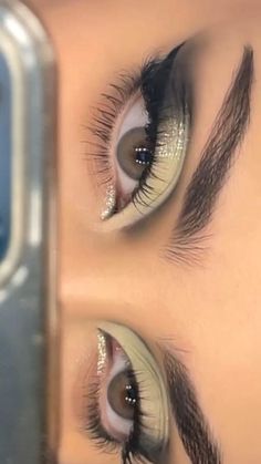 Maquillage On Fleek, Mekap Mata, Eye Makeup Pictures, Smink Inspiration, Green Makeup, Eye Makeup Designs