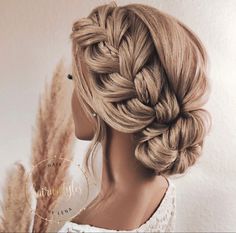 Bridemaids Hairstyles, Hair Pixie, Prom Hairstyles For Long Hair, Winter Hair, Braided Updo, Pixie Cuts