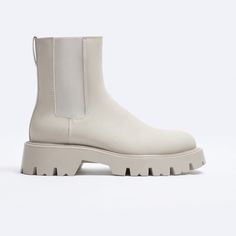 Nwt. Zara Man Ecru White Chunky Sole Chelsea Boots. Shaft With Elastic Goring On Both Sides And Back Pull Tab For Ease. Rounded Shape. Welt With Tonal Topstitching. Chunky Lug Soles. Size 8. Ref. 2012/220. Paket Chunky Chelsea Boots, Zara Man, Zara Shoes, Pull Tab, Chelsea Boots, Chelsea, Men's Shoes, Shoe Boots, Zara