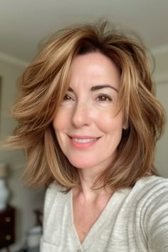 4. Long Layered Bob (Bob Hairstyles For Women Over 40) - Bob Hairstyles For Women Over 40 Short Easy Haircuts, Layered Haircuts Straight Hair, Layered Haircuts Straight, Easy Haircuts, Haircuts For Women Over 40