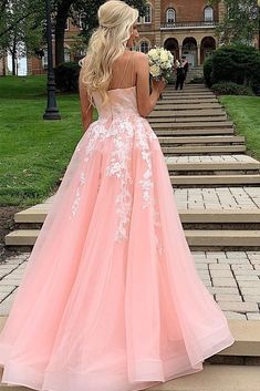 Unnique+pink+prom+dress+with+floral+appliques,+floor+length+long,+zip+up!<br>  My+email:+dreamdressy@outlook.com<br>  1.+Besides+the+picture+color,+you+can+refer+to+our+color+swatch+to+choose+any+color+you+want.<br>  2.+Besides+stand+size+2-16,+we+still+offer+free+custom+size,+which+requires+next... Cute Prom Dresses Pink, Homecoming Poses, Long Ball Gown, Matric Dance, Fancy Clothes, Prom Inspo, Prom 2024