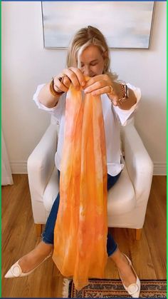 Scarf Tying Tutorial, Silk Scarf Outfit, Silk Scarf Tying, Button Scarf, Long Silk Scarf, Ways To Wear A Scarf, How To Wear A Scarf, Sheer Scarf