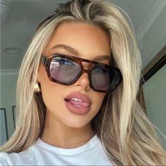 Super Cute And Stylish Ships In 5-10 Business Days Branded Mirrors, Leopard Sunglasses, Woman Sunglasses, Sunglasses 2024, Big Sunglasses, نظارات شمسية, Future Style, How To Wrap Flowers, Retro Brand