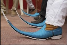 Wierd Shoes, Rodeo Dance, Best Boots For Men, Shoes Pictures, Northern Mexico, Pointy Boots, Dance Clubs, Big Shoes