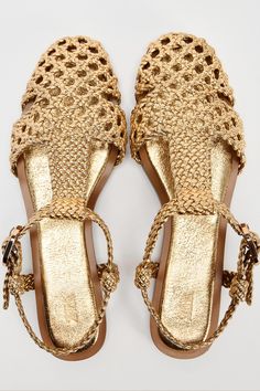 WOVEN CAGE SANDALS Cage Sandals, Blazers Shoes, Zara Gold, Woven Shoes, Crystal Heels, Zipper Heels, Trending Sandals, Caged Sandals, Black Leather Flats